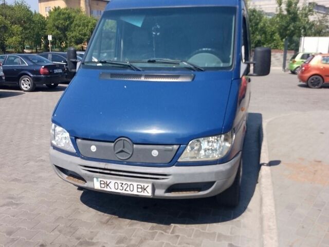 Синій Мерседес Sprinter, об'ємом двигуна 2.2 л та пробігом 458 тис. км за 5500 $, фото 1 на Automoto.ua