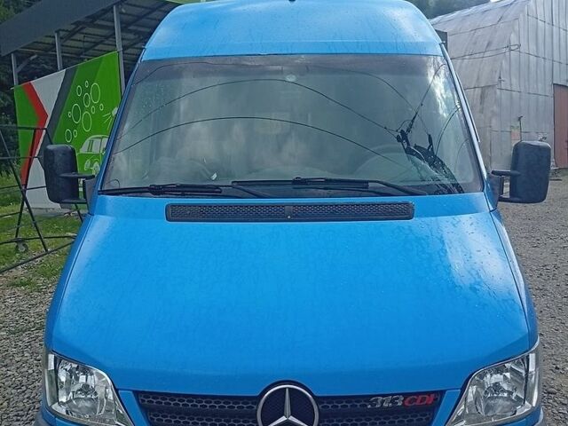 Синій Мерседес Sprinter, об'ємом двигуна 2.15 л та пробігом 900 тис. км за 8900 $, фото 1 на Automoto.ua