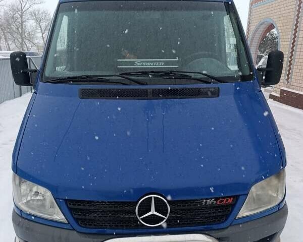 Синій Мерседес Sprinter, об'ємом двигуна 2.7 л та пробігом 400 тис. км за 8000 $, фото 1 на Automoto.ua