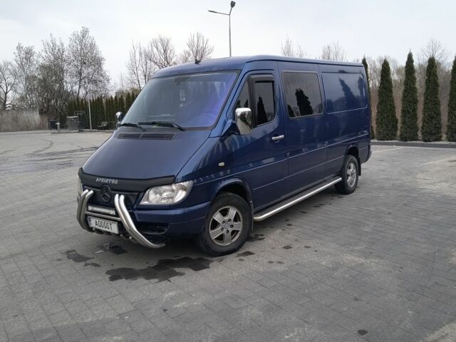 Синій Мерседес Sprinter, об'ємом двигуна 0 л та пробігом 585 тис. км за 8999 $, фото 1 на Automoto.ua