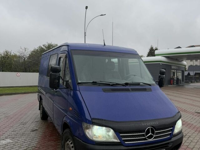 Синій Мерседес Sprinter, об'ємом двигуна 2.2 л та пробігом 700 тис. км за 6999 $, фото 1 на Automoto.ua