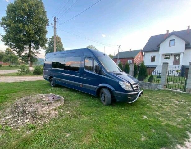 Синий Мерседес Sprinter, объемом двигателя 0 л и пробегом 600 тыс. км за 10971 $, фото 1 на Automoto.ua