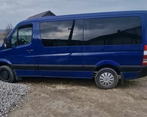 Синий Мерседес Sprinter, объемом двигателя 2.15 л и пробегом 510 тыс. км за 10700 $, фото 1 на Automoto.ua