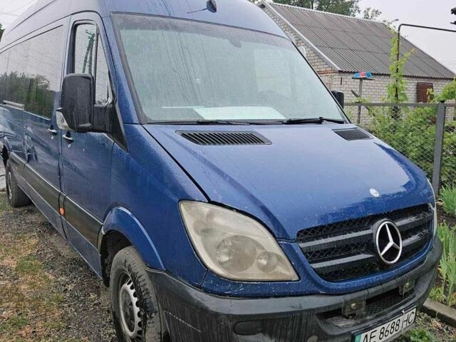 Синий Мерседес Sprinter, объемом двигателя 2.14 л и пробегом 808 тыс. км за 16500 $, фото 1 на Automoto.ua