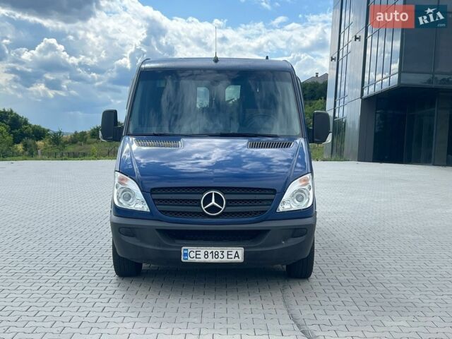 Синий Мерседес Sprinter, объемом двигателя 2.15 л и пробегом 726 тыс. км за 14600 $, фото 1 на Automoto.ua