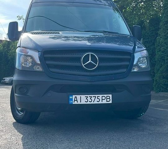 Синий Мерседес Sprinter, объемом двигателя 2.14 л и пробегом 475 тыс. км за 23000 $, фото 1 на Automoto.ua