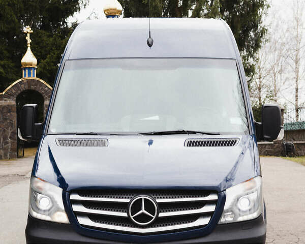 Синий Мерседес Sprinter, объемом двигателя 2.14 л и пробегом 600 тыс. км за 26000 $, фото 1 на Automoto.ua