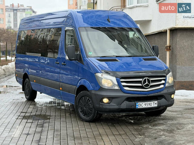 Синий Мерседес Sprinter, объемом двигателя 2.14 л и пробегом 470 тыс. км за 24499 $, фото 1 на Automoto.ua