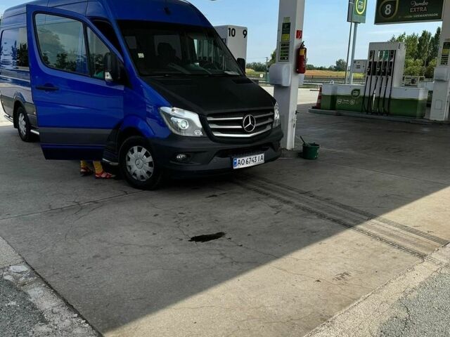 Синий Мерседес Sprinter, объемом двигателя 2.14 л и пробегом 500 тыс. км за 23000 $, фото 1 на Automoto.ua