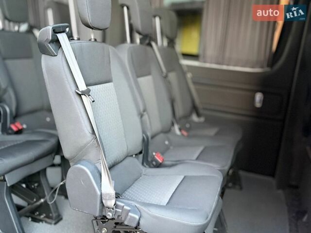 Синий Мерседес Sprinter, объемом двигателя 2.2 л и пробегом 108 тыс. км за 29997 $, фото 1 на Automoto.ua