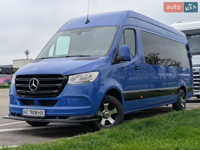 Синий Мерседес Sprinter, объемом двигателя 2.14 л и пробегом 287 тыс. км за 40000 $, фото 1 на Automoto.ua