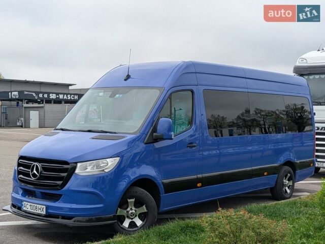 Синий Мерседес Sprinter, объемом двигателя 2.14 л и пробегом 287 тыс. км за 40000 $, фото 1 на Automoto.ua