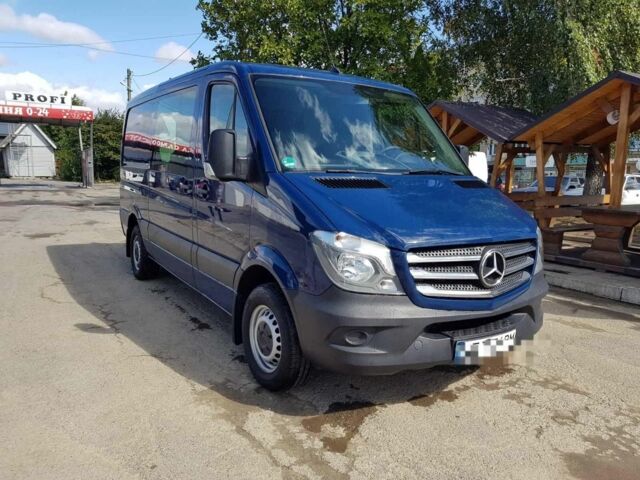 Синій Мерседес Sprinter, об'ємом двигуна 0 л та пробігом 147 тис. км за 17600 $, фото 1 на Automoto.ua