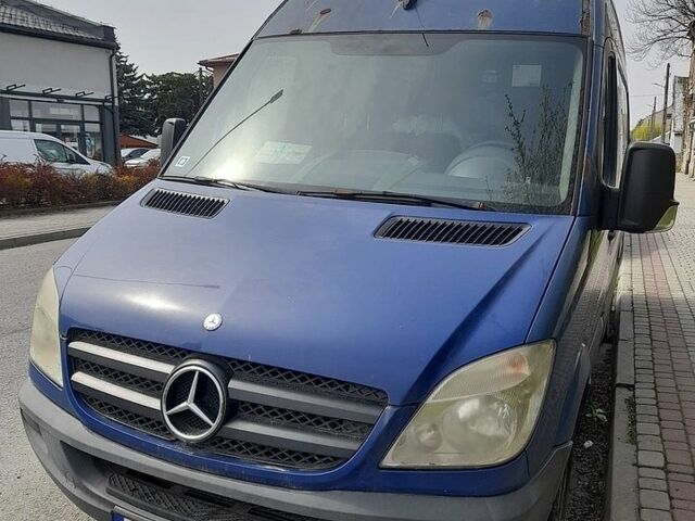 Синій Мерседес Sprinter, об'ємом двигуна 2.2 л та пробігом 445 тис. км за 6500 $, фото 1 на Automoto.ua