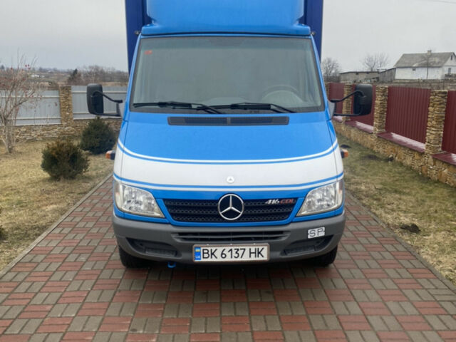 Синій Мерседес Sprinter, об'ємом двигуна 2.7 л та пробігом 477 тис. км за 18000 $, фото 1 на Automoto.ua