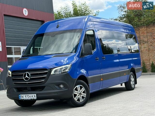 Синій Мерседес Sprinter, об'ємом двигуна 2.14 л та пробігом 446 тис. км за 38500 $, фото 1 на Automoto.ua