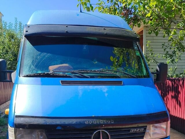 Синій Мерседес Sprinter, об'ємом двигуна 2.9 л та пробігом 400 тис. км за 5000 $, фото 1 на Automoto.ua