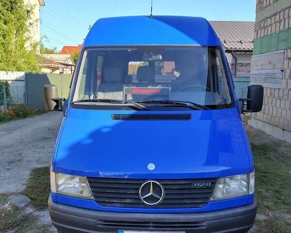 Синій Мерседес Sprinter, об'ємом двигуна 2.9 л та пробігом 399 тис. км за 15000 $, фото 1 на Automoto.ua