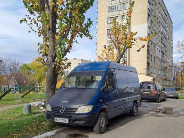 Синій Мерседес Sprinter, об'ємом двигуна 2.15 л та пробігом 463 тис. км за 7100 $, фото 1 на Automoto.ua