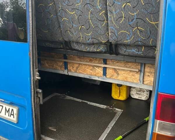 Синій Мерседес Sprinter, об'ємом двигуна 2.15 л та пробігом 8 тис. км за 7000 $, фото 1 на Automoto.ua