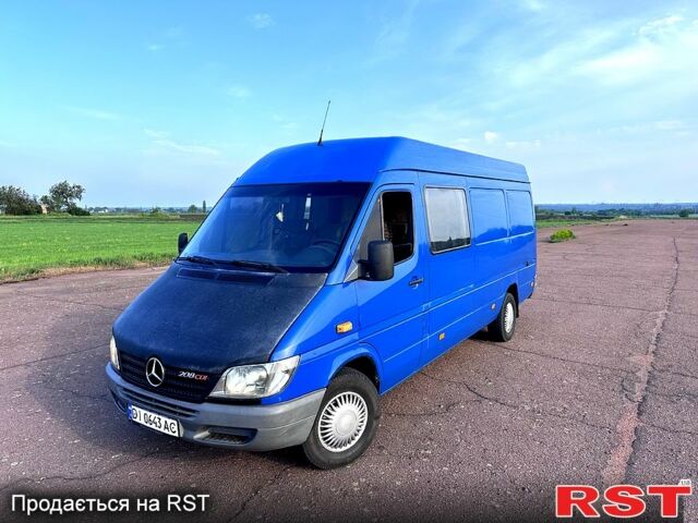 Синій Мерседес Sprinter, об'ємом двигуна 2.7 л та пробігом 420 тис. км за 7300 $, фото 1 на Automoto.ua