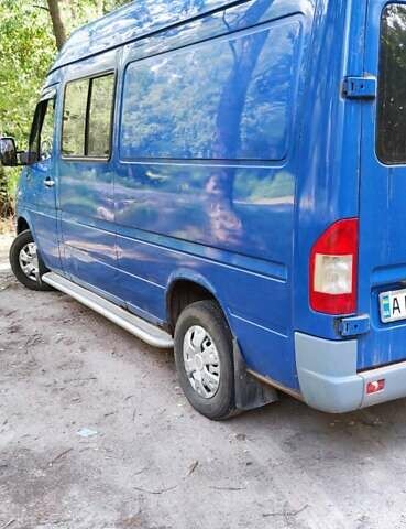 Синій Мерседес Sprinter, об'ємом двигуна 2.2 л та пробігом 500 тис. км за 9000 $, фото 1 на Automoto.ua