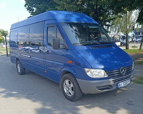 Синій Мерседес Sprinter, об'ємом двигуна 2.7 л та пробігом 560 тис. км за 13000 $, фото 1 на Automoto.ua
