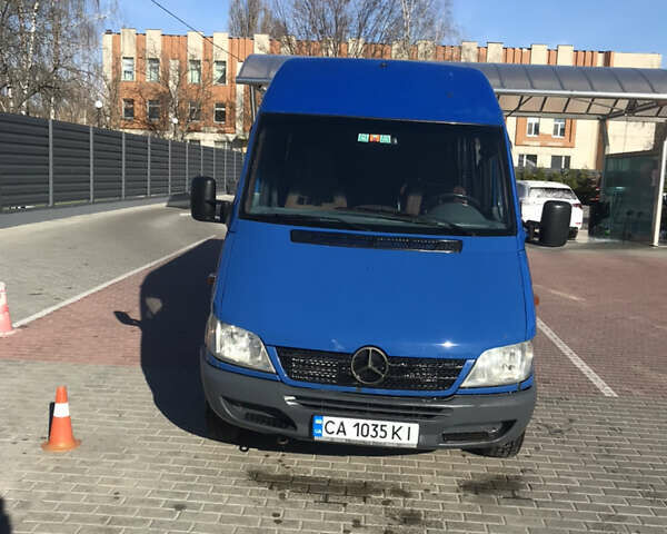 Синий Мерседес Sprinter, объемом двигателя 0 л и пробегом 780 тыс. км за 7000 $, фото 1 на Automoto.ua
