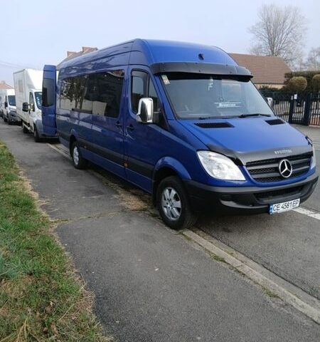 Синій Мерседес Sprinter, об'ємом двигуна 2.99 л та пробігом 470 тис. км за 16500 $, фото 1 на Automoto.ua