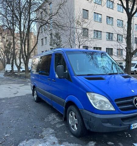 Синий Мерседес Sprinter, объемом двигателя 2.1 л и пробегом 591 тыс. км за 11000 $, фото 1 на Automoto.ua