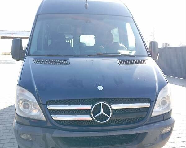 Мерседес Sprinter 2011 в Богородчанах на Automoto.ua Синий Мерседес Sprinter, объемом двигателя 2.2 л и пробегом 429 тыс. км за 11200 $, фото 1 на Automoto.ua