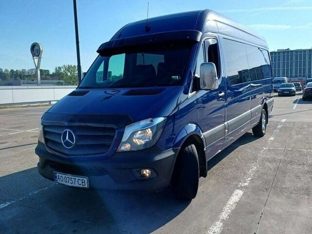 Синий Мерседес Sprinter, объемом двигателя 0 л и пробегом 900 тыс. км за 16000 $, фото 1 на Automoto.ua