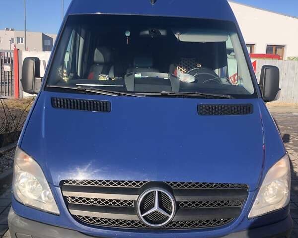 Синий Мерседес Sprinter, объемом двигателя 2.99 л и пробегом 4 тыс. км за 19500 $, фото 1 на Automoto.ua