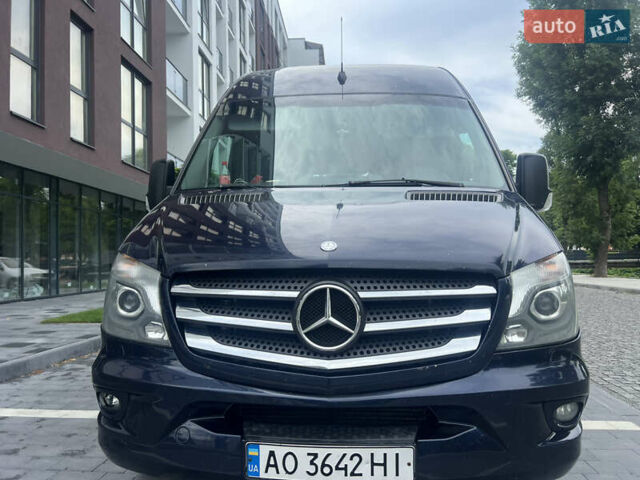 Синий Мерседес Sprinter, объемом двигателя 3 л и пробегом 450 тыс. км за 26499 $, фото 1 на Automoto.ua