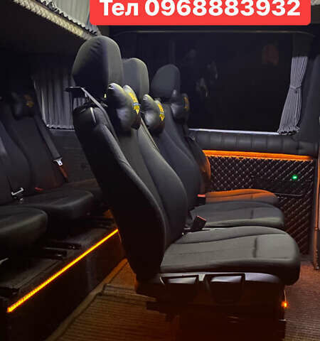 Синій Мерседес Sprinter, об'ємом двигуна 2.14 л та пробігом 700 тис. км за 18700 $, фото 1 на Automoto.ua