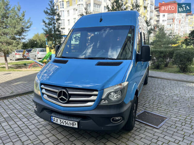 Синій Мерседес Sprinter, об'ємом двигуна 2.14 л та пробігом 303 тис. км за 23020 $, фото 1 на Automoto.ua
