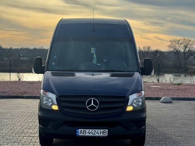 Синий Мерседес Sprinter, объемом двигателя 2.1 л и пробегом 238 тыс. км за 35999 $, фото 1 на Automoto.ua