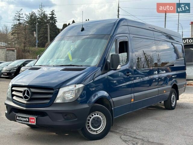 Синий Мерседес Sprinter, объемом двигателя 2.2 л и пробегом 242 тыс. км за 32990 $, фото 1 на Automoto.ua