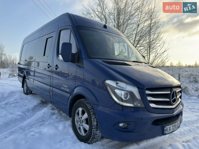Синий Мерседес Sprinter, объемом двигателя 3 л и пробегом 421 тыс. км за 36000 $, фото 1 на Automoto.ua