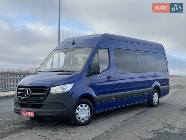 Синий Мерседес Sprinter, объемом двигателя 2.2 л и пробегом 206 тыс. км за 30600 $, фото 1 на Automoto.ua