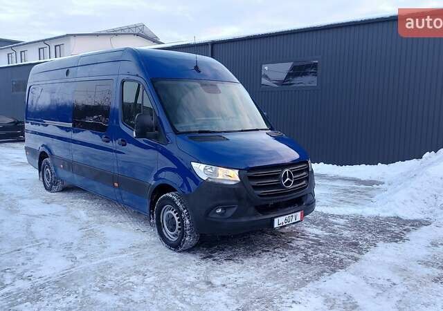 Синій Мерседес Sprinter, об'ємом двигуна 2.14 л та пробігом 230 тис. км за 30918 $, фото 1 на Automoto.ua