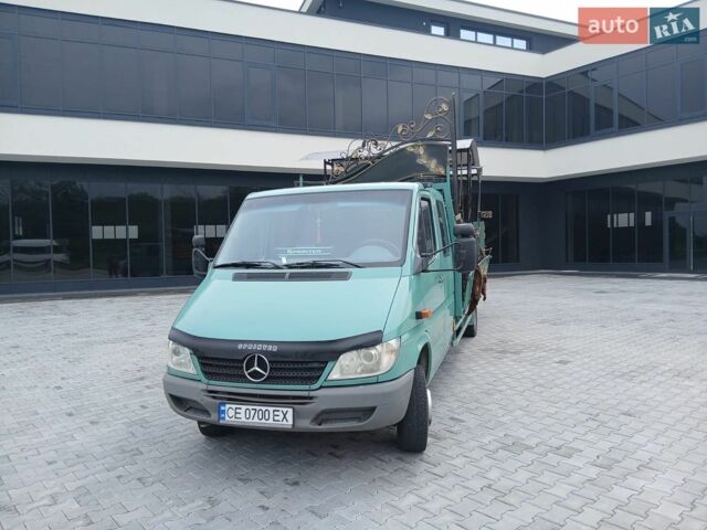 Зеленый Мерседес Sprinter, объемом двигателя 2.2 л и пробегом 350 тыс. км за 17900 $, фото 1 на Automoto.ua