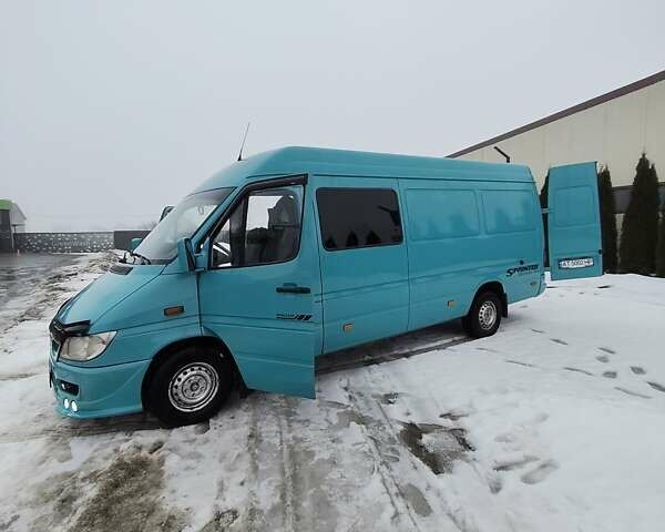 Зелений Мерседес Sprinter, об'ємом двигуна 2.7 л та пробігом 405 тис. км за 10780 $, фото 1 на Automoto.ua