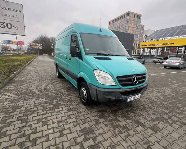 Зеленый Мерседес Sprinter, объемом двигателя 2.14 л и пробегом 209 тыс. км за 14000 $, фото 1 на Automoto.ua