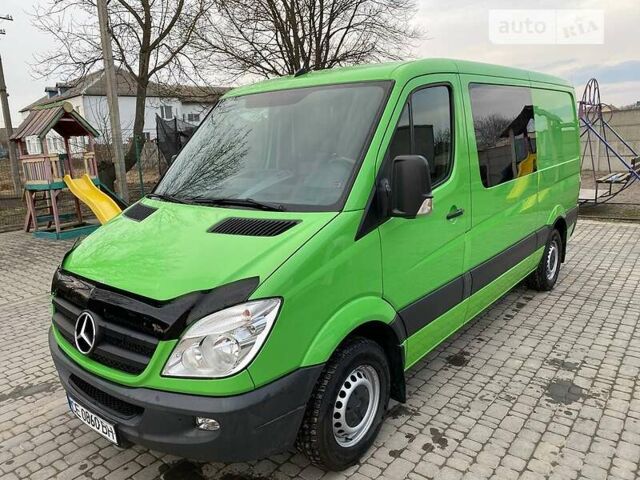 Зеленый Мерседес Sprinter, объемом двигателя 2.1 л и пробегом 255 тыс. км за 15000 $, фото 1 на Automoto.ua