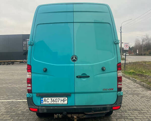 Зелений Мерседес Sprinter, об'ємом двигуна 2.14 л та пробігом 209 тис. км за 15500 $, фото 1 на Automoto.ua