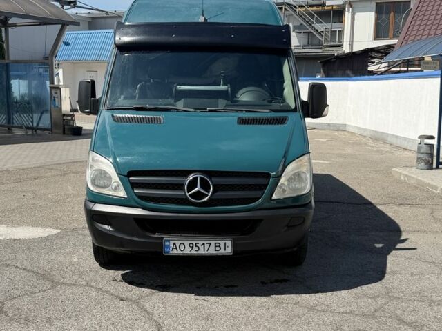 Зеленый Мерседес Sprinter, объемом двигателя 3 л и пробегом 540 тыс. км за 13500 $, фото 1 на Automoto.ua