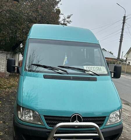 Зеленый Мерседес Sprinter, объемом двигателя 2.9 л и пробегом 770 тыс. км за 7500 $, фото 1 на Automoto.ua