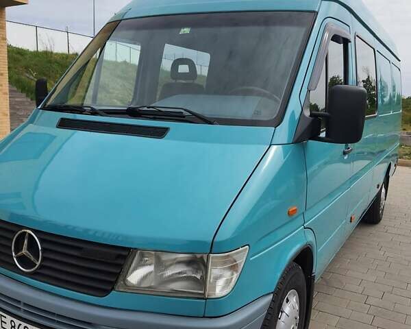 Зелений Мерседес Sprinter, об'ємом двигуна 2.9 л та пробігом 200 тис. км за 11000 $, фото 1 на Automoto.ua