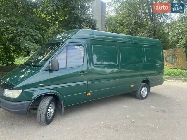 Зелений Мерседес Sprinter, об'ємом двигуна 2.87 л та пробігом 512 тис. км за 9900 $, фото 1 на Automoto.ua